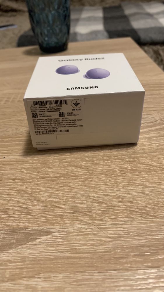 Продам galaxy buds 2lavender з чохлом