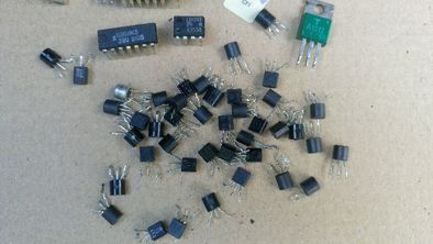 Радиодетали остатки транзисторы мс 80-х годов