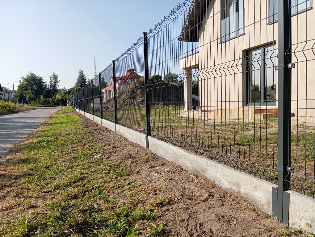 Ogrodzenie panelowe - Montaż ogrodzeń