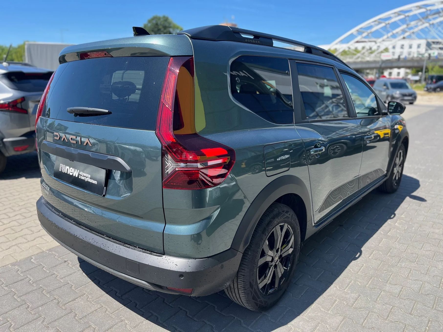 Dacia Jogger 1.6 Full Hybrid 140KM AT 7-osobowa, Salon Polska