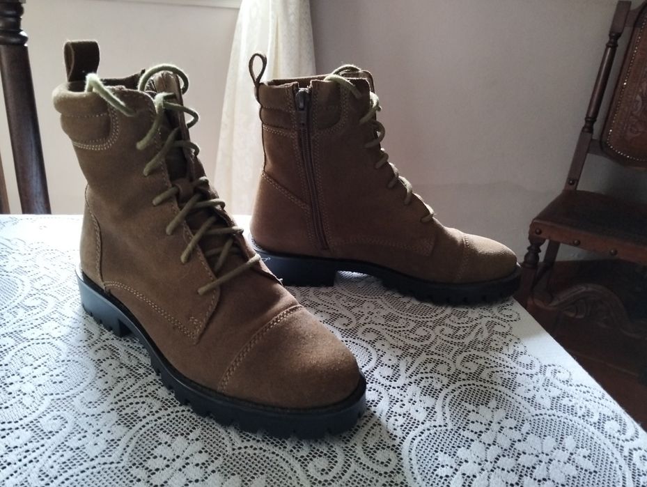 Botas senhora novas