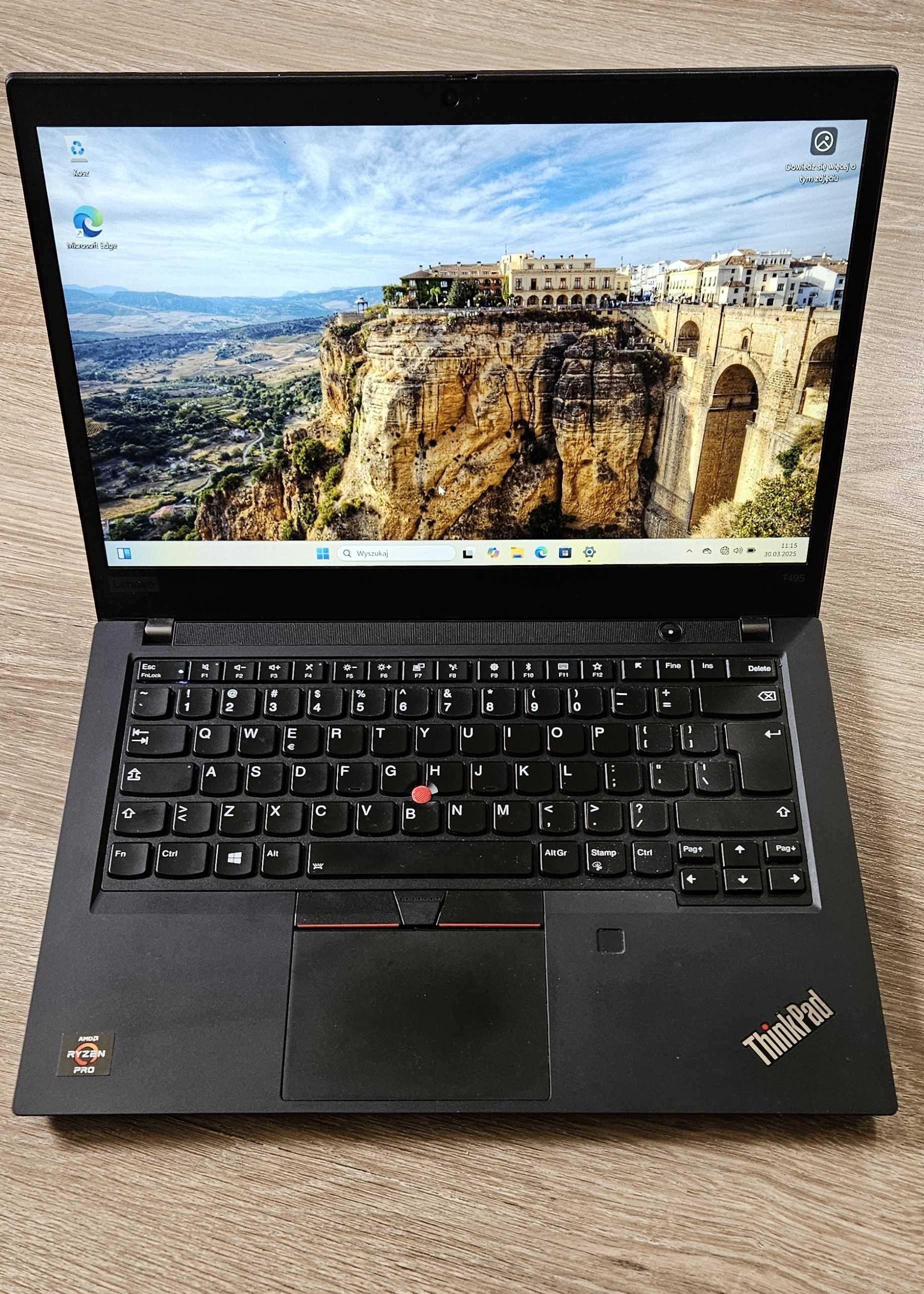 Laptop Lenovo T495