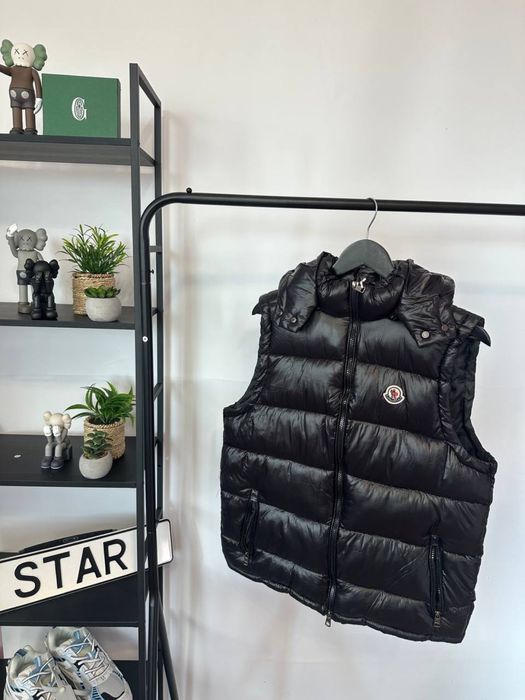 Жилетка Moncler