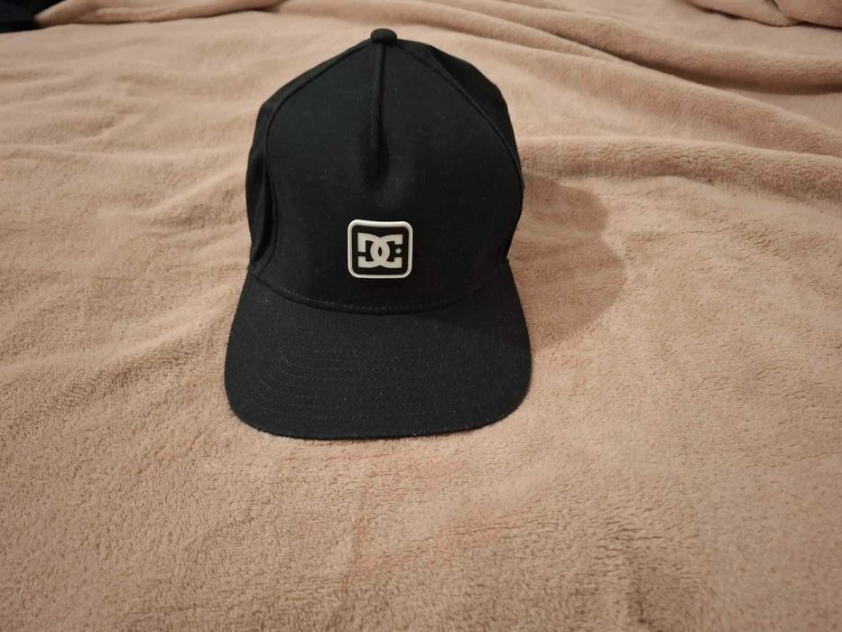 Chapéu (cap)) DC