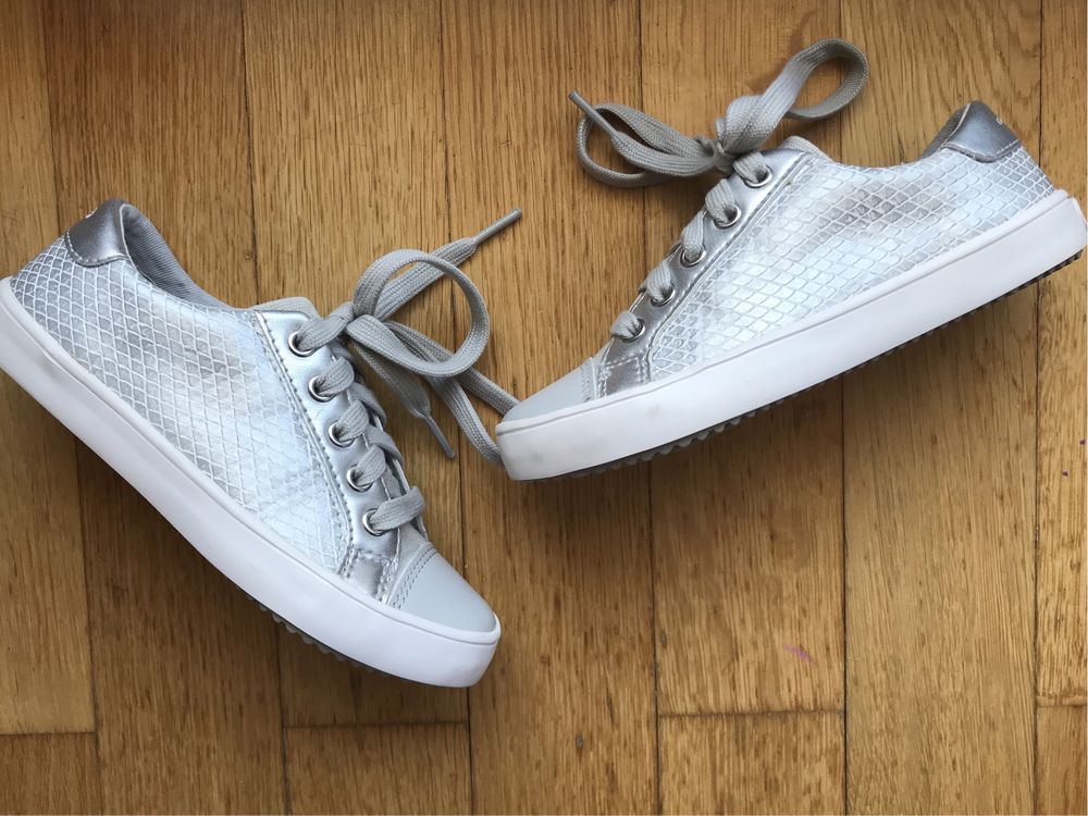 Geox respira trampki sneakersy adidasy srebrne nowe tanio