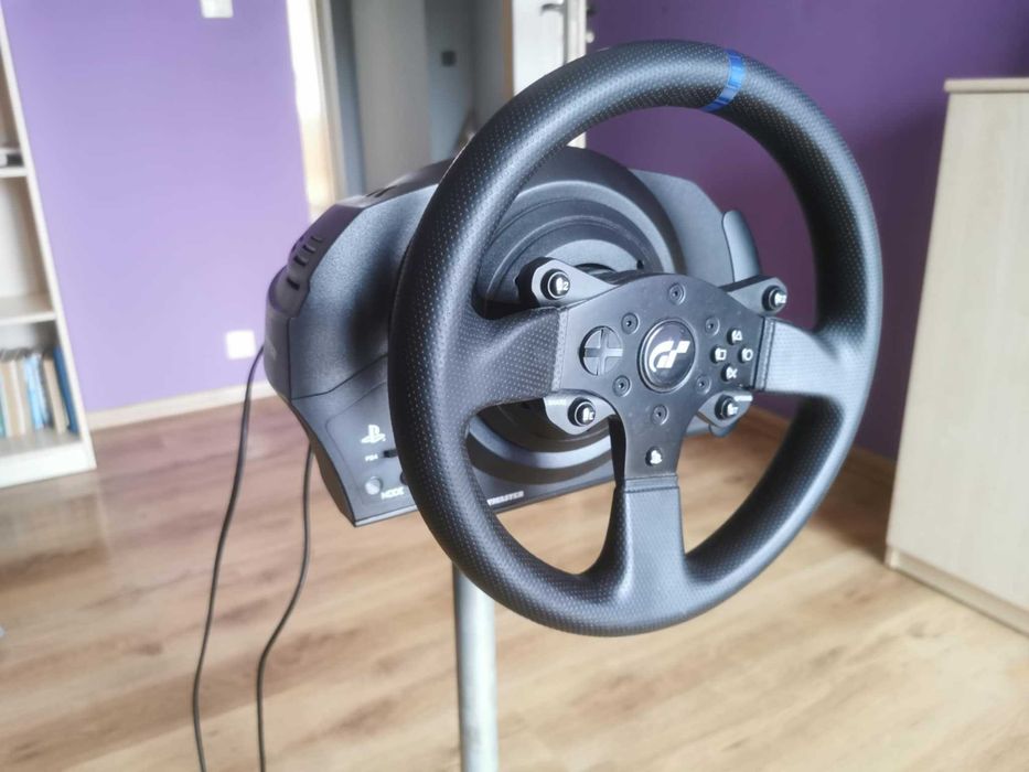 Thrustmaster T300 + stojak Wheel Stand Pro