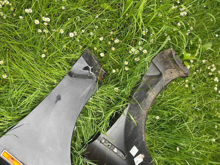 FORD MONDEO MK4 Błotnik błotniki P/L Kolor V6 i G6