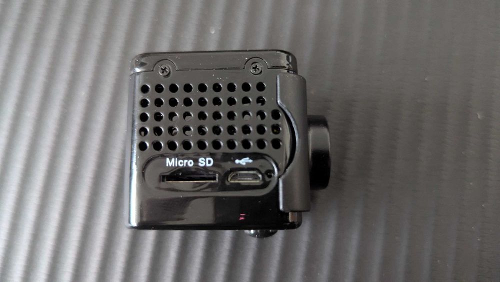 Міні Wi-Fi камера Yadayuki відеорегістратор відеоспостереження