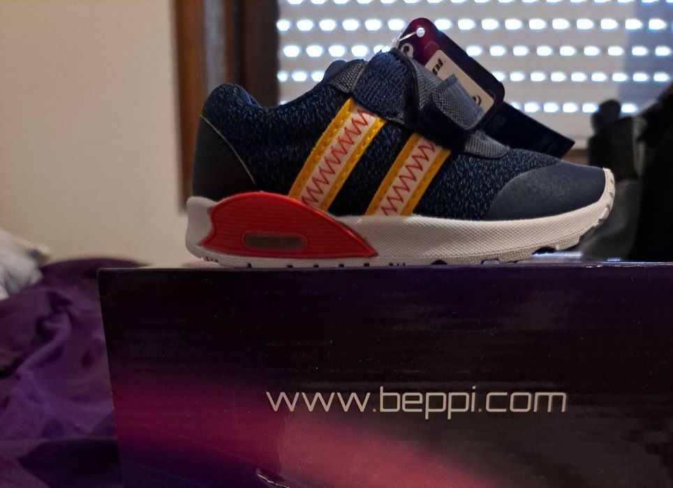 Sapatilha azul marinhos com luzes da beppi n.23