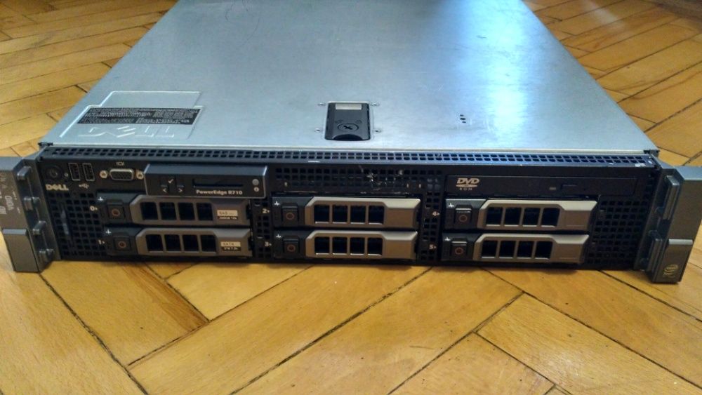 Продается сервер Dell PowerEdge R710 с 2 дисками и креплением