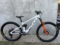 Ендуро двопідвіс Vitus escape 29