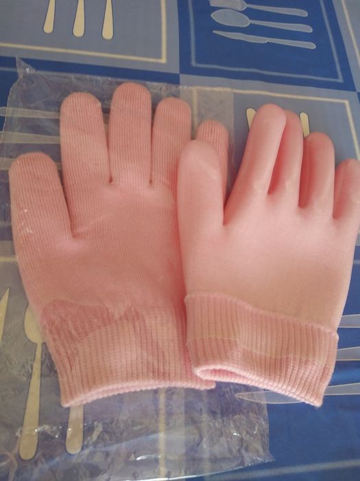 Luvas em gel hidratantes