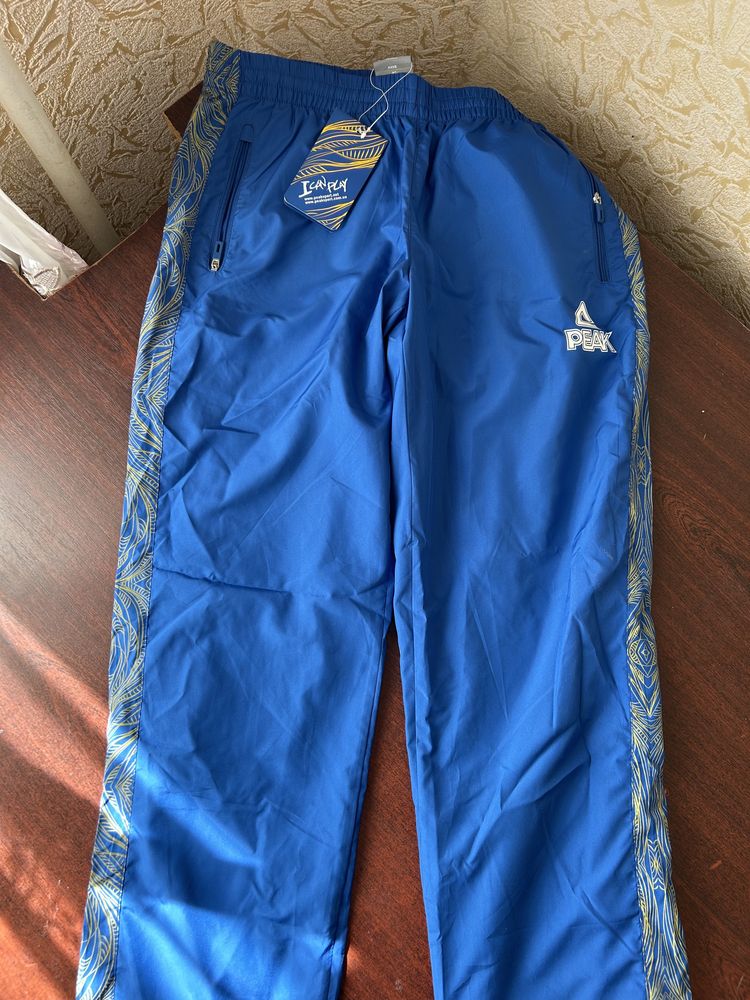 Оригінальний олімпійський костюм PEAK