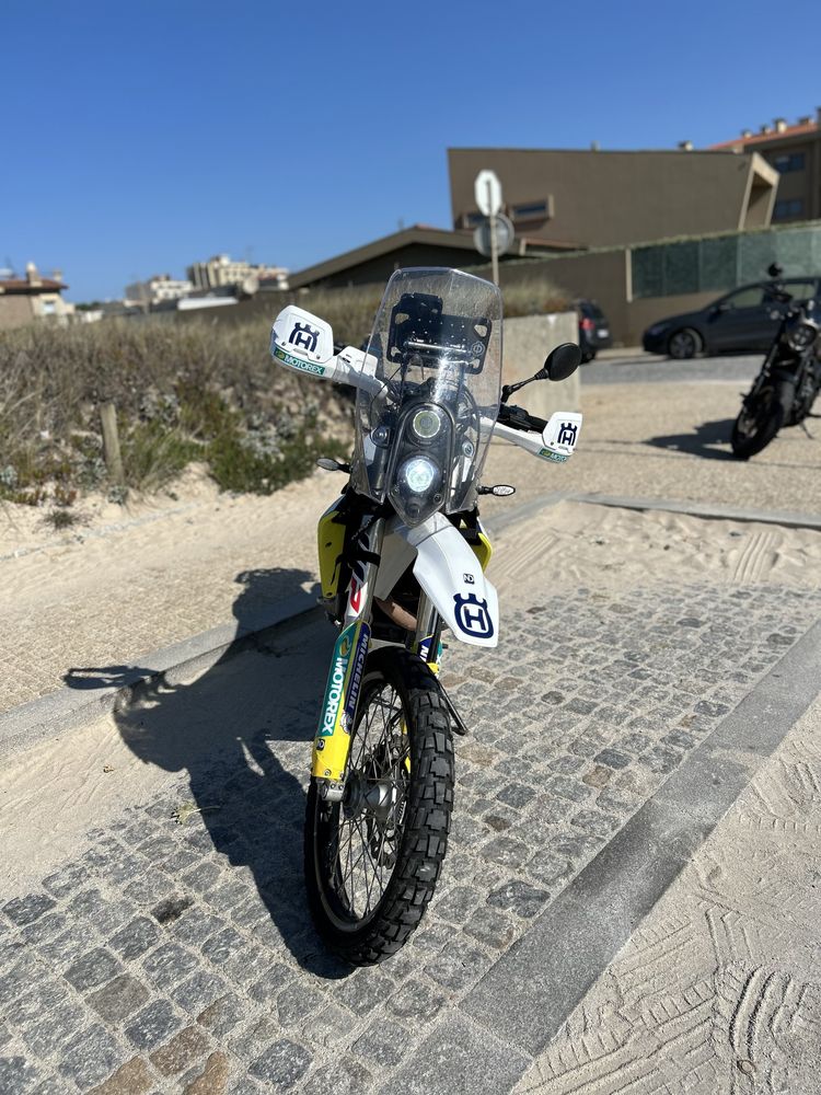 Husqvarna 701 Enduro Rally 2015 – Akrapovic + Nomad Tower + Extras