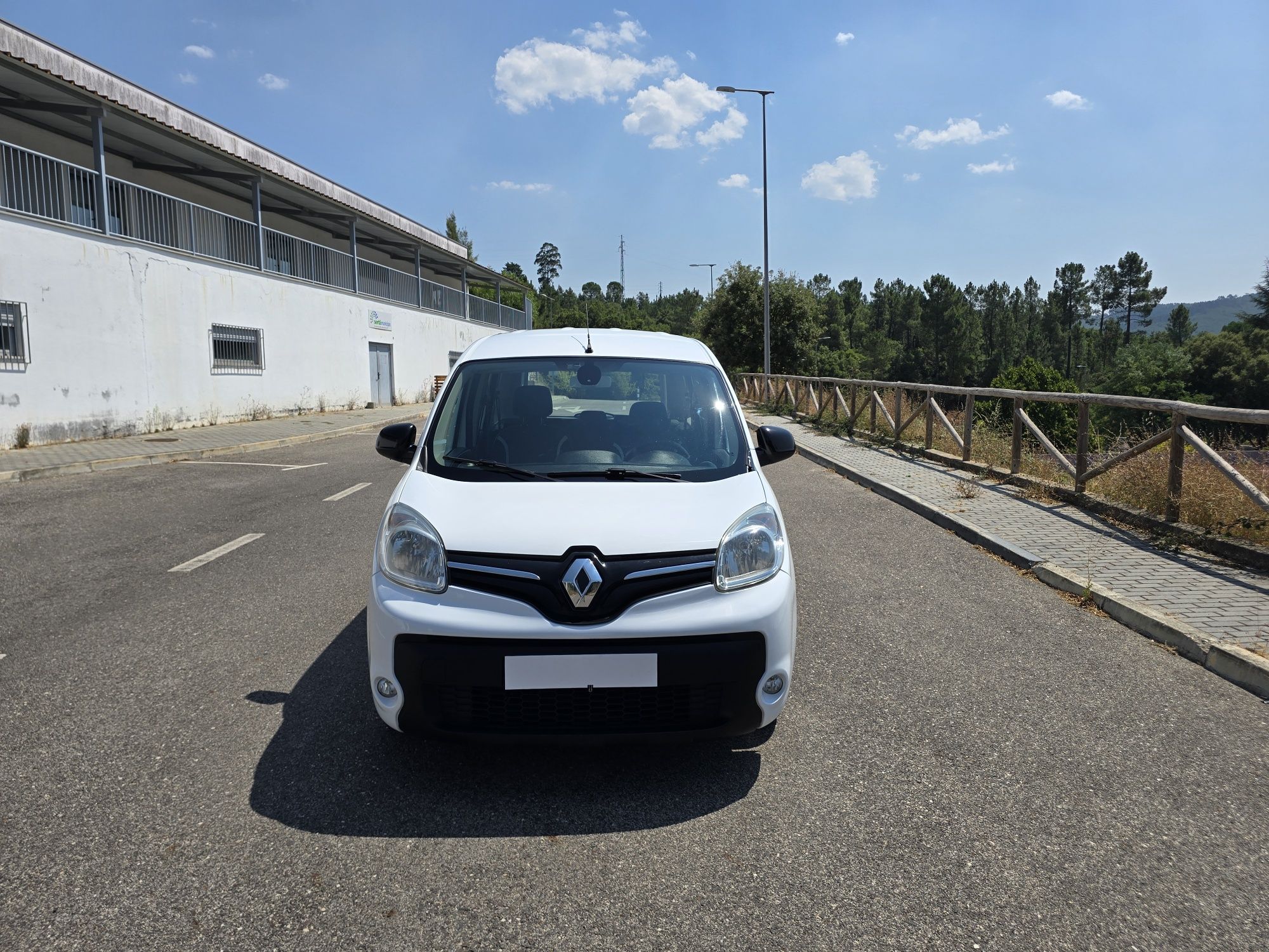 Renault Kangoo 5 Lugares 1.5 DCI Dynamique S Nacional 1 Dono