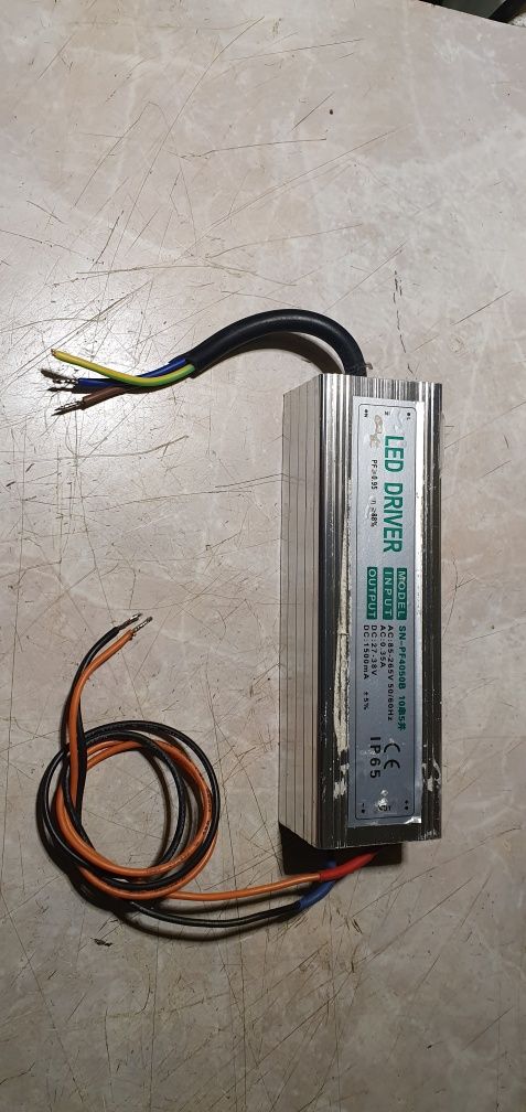 Zasilacz LED driver 27V - 38V 1500mA oświetlenie reklama kasetonu
