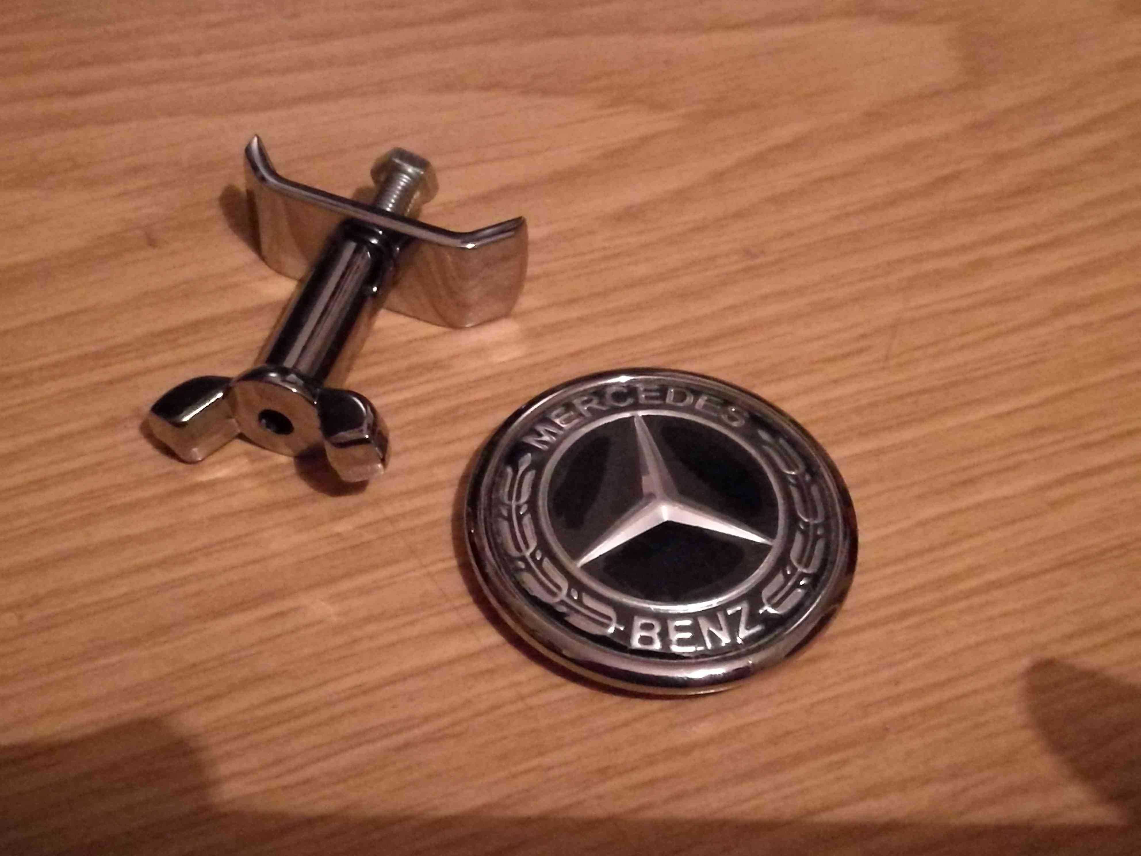 Símbolo emblema substituir estrela MERCEDES