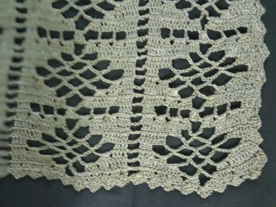 Serweta stołowa szydelko 106/46