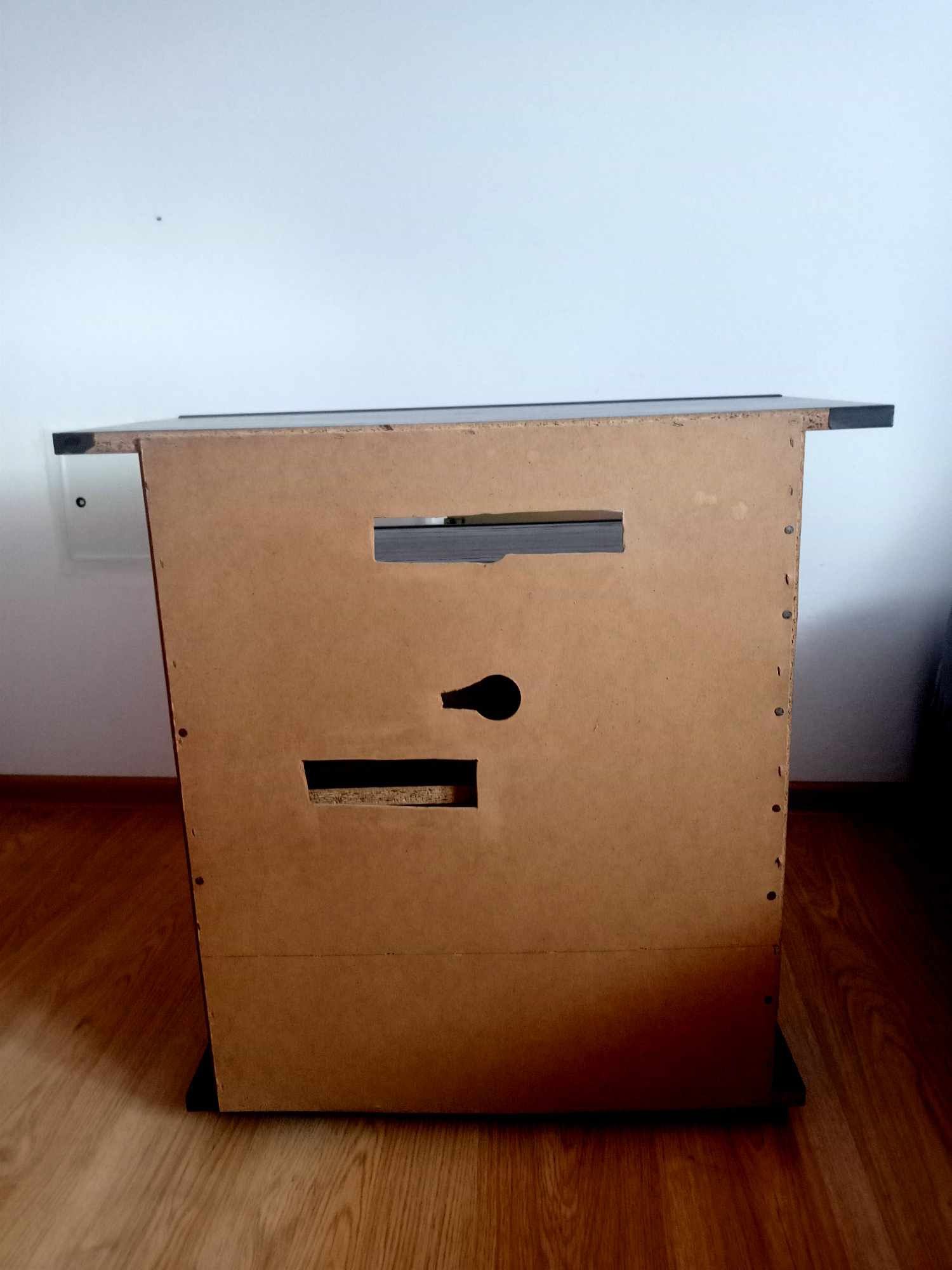 Stolik pod telewizor