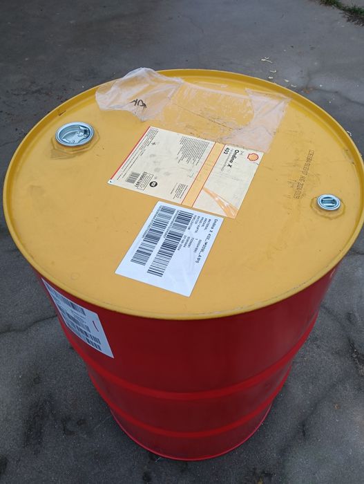 Beczki po oleju, smarach 200L, dowolna ilość