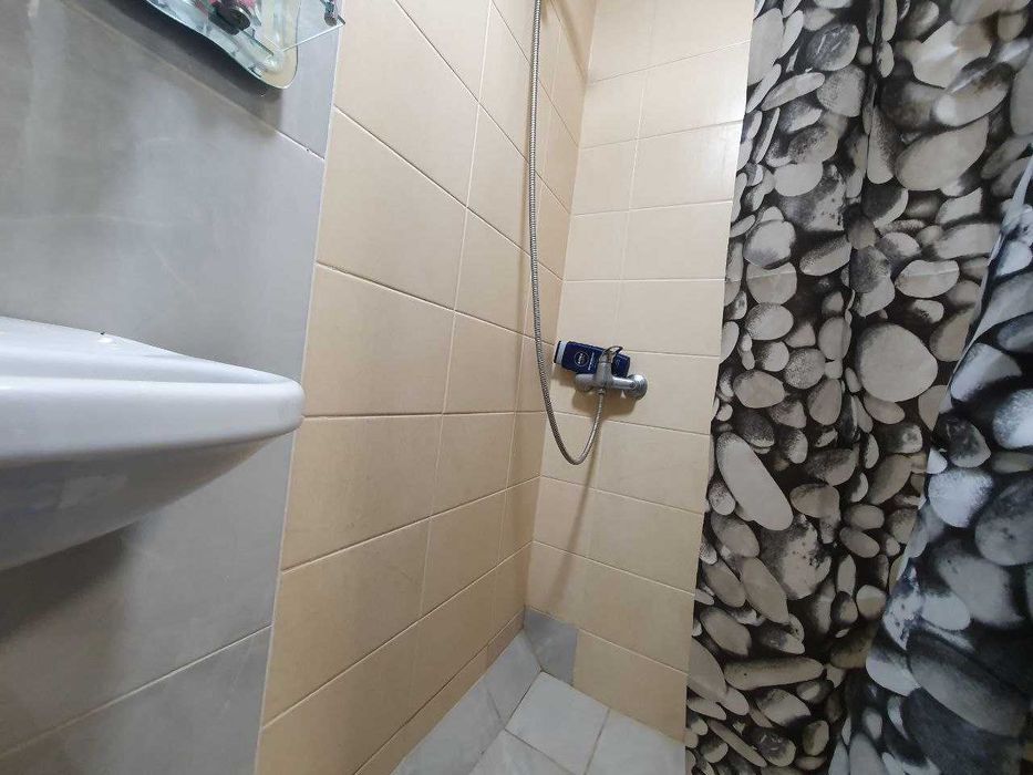 Продам 2к.  Центр, Воскресенская(Ленина)