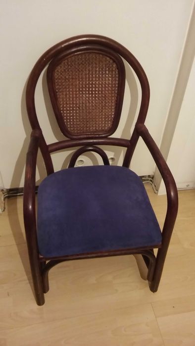 Fotel tapicerowany krzesło do stołu z rattanowym oparciem