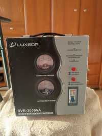 Стабилизатор напряжения LUXEON  SVR-3000 VA