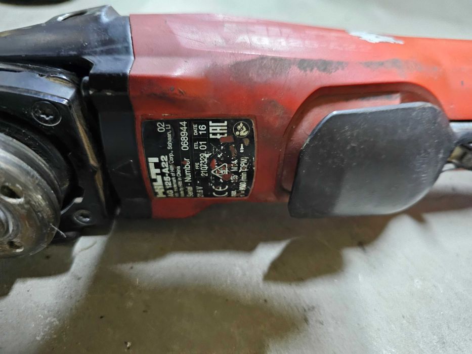 Szlifierka oraz pilarka tarczowa Hilti 21,6 V / SCM 22-A / AG 125-A22
