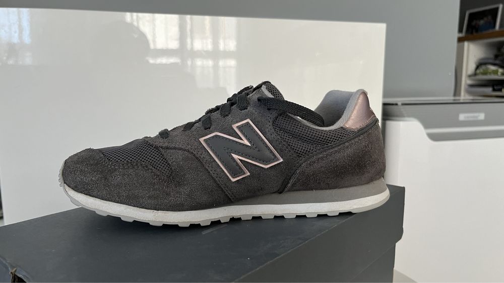 Buty damskie New Balance 373 roz.38