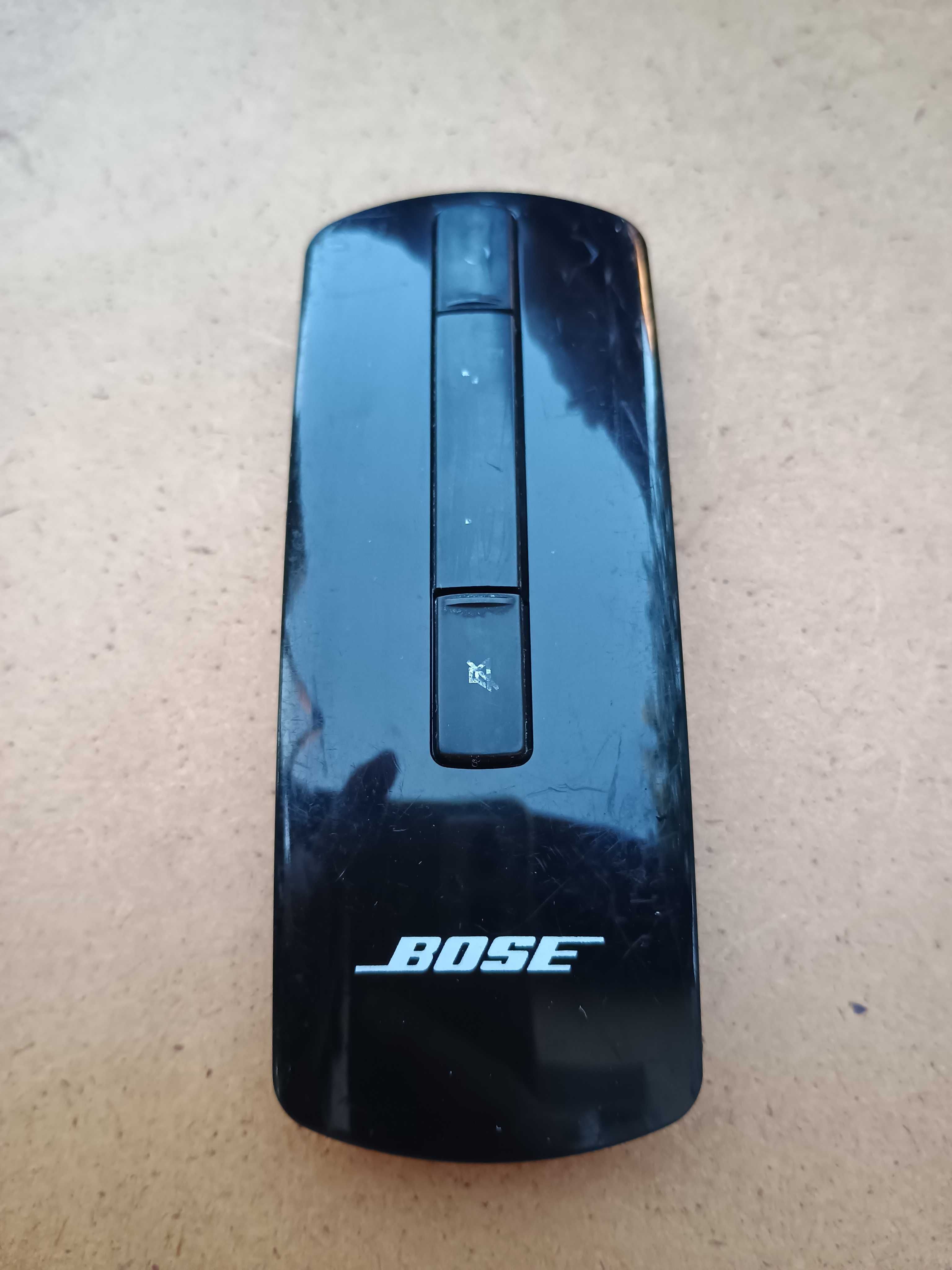 Pilot Bose do zestawu głośników CineMate