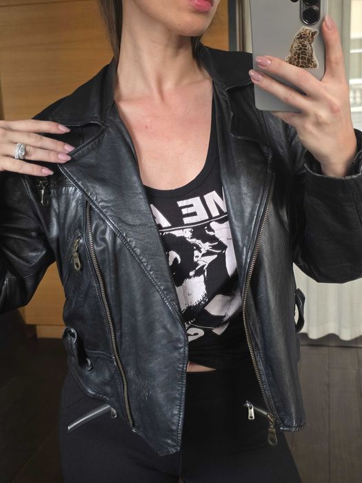 Стильна вінтажна косуха з натуральної шкіри жіноча чорна приталена