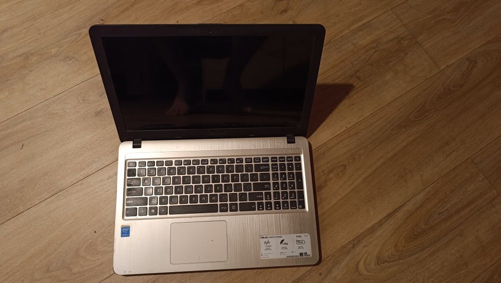 Laptop Asus na sprzedaż