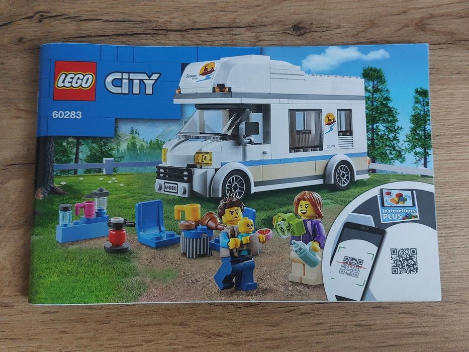 Lego City 60283 Wakacyjny Kamper