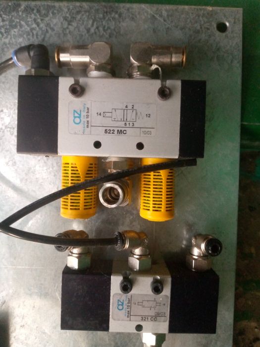 Продам кому интересно обращайтесь по номеру телефона.