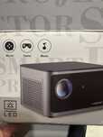 Projektor 4 k nowy