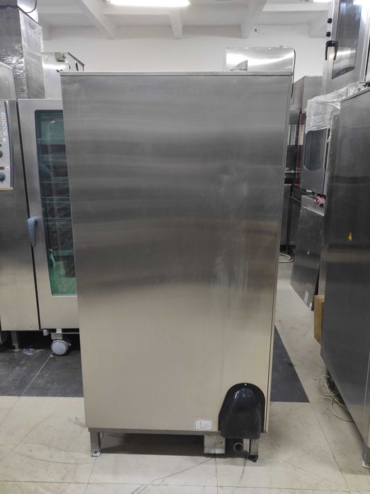 Пароконвектомат. Пароконвектомат Rational.  Rational SCC 201. 2007.