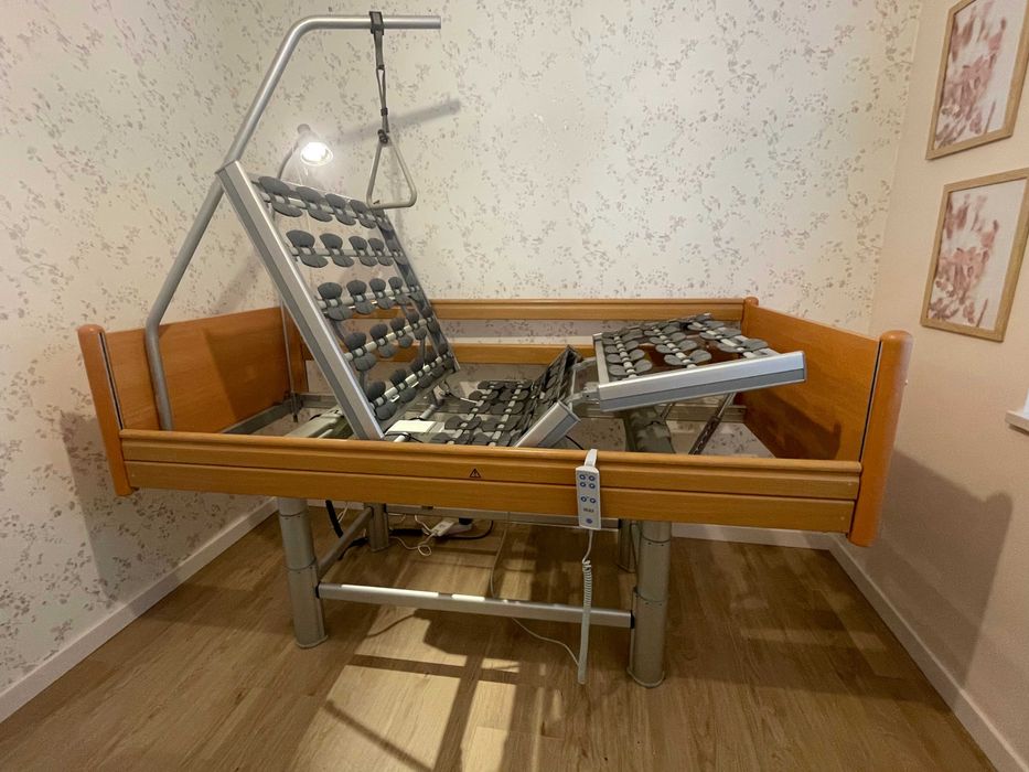 łóżko rehabilitacyjne medyczne VOLKER 2080S  domowe awangardowe