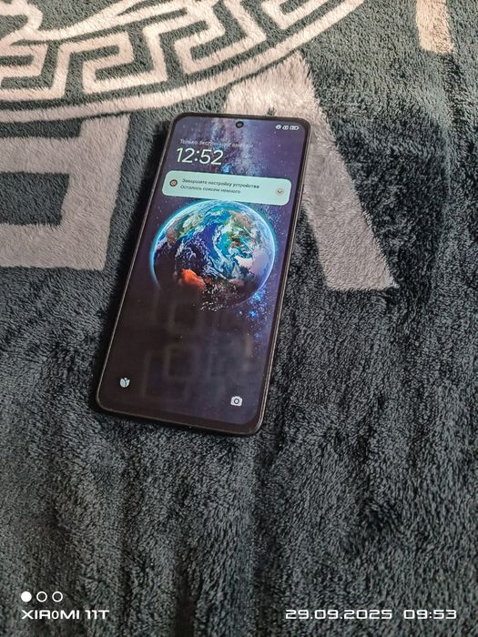 Продам Redmi note 13 на 8+8/256