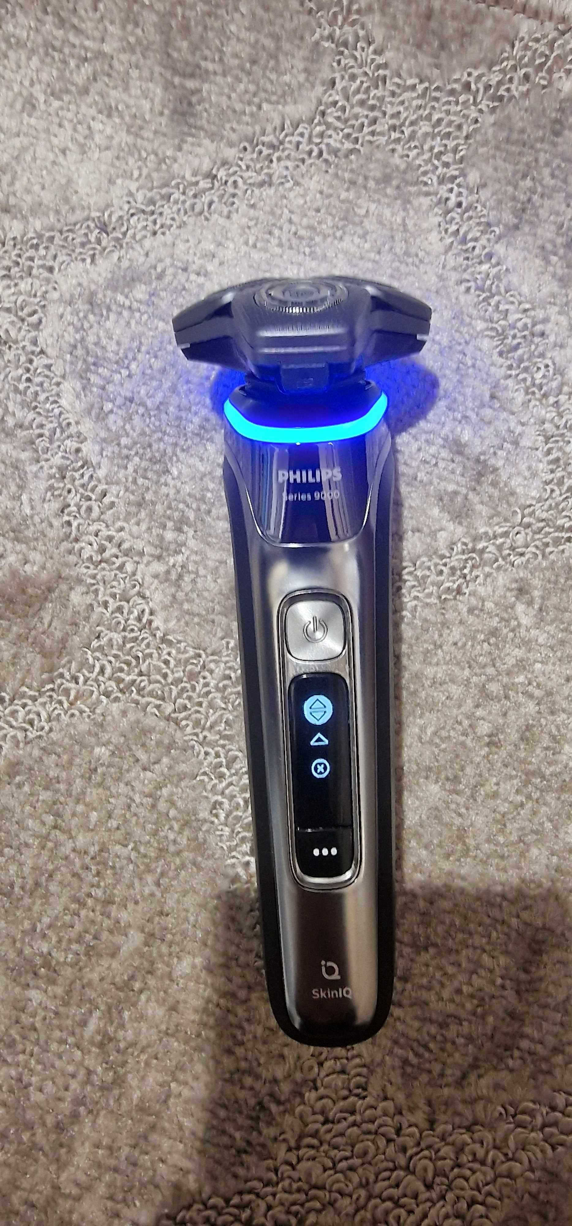 Golarka philips S 9987/55