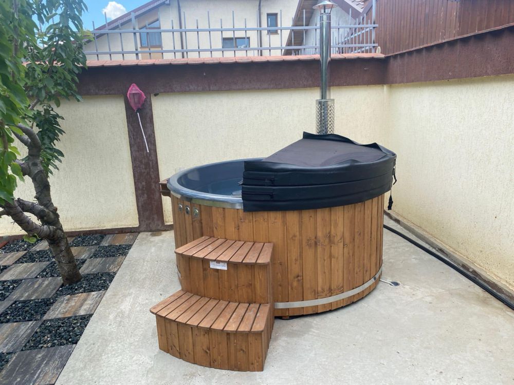 Balia ogroodwa beczka hottube