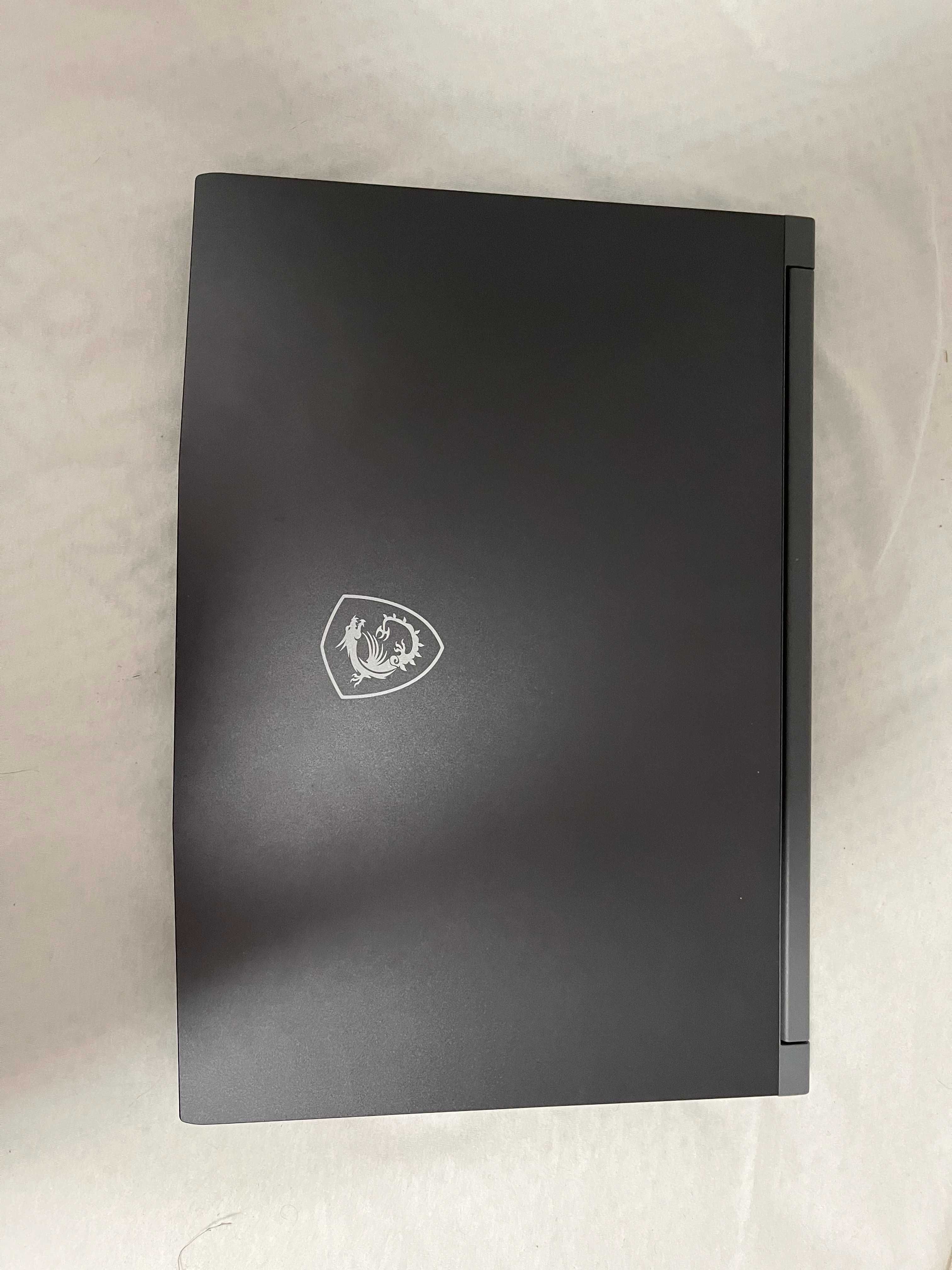 Laptop do gier (Gamingowy) MSI Thin 15.6" RTX 4050 I7-13620H, 16RAM
