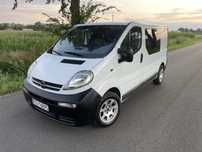 Opel Vivaro 5 osobowy 1.9 cdti Hak