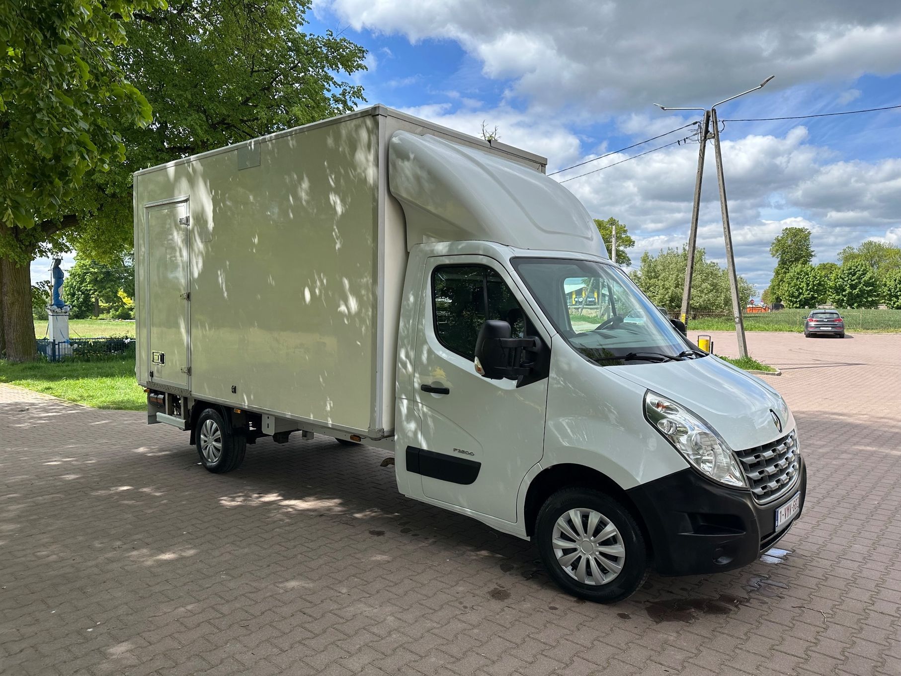 Renault Master  2.3D_150KM_240tys.KM_Kontener+Winda Dhollandia_Serwis Reno z Belgii