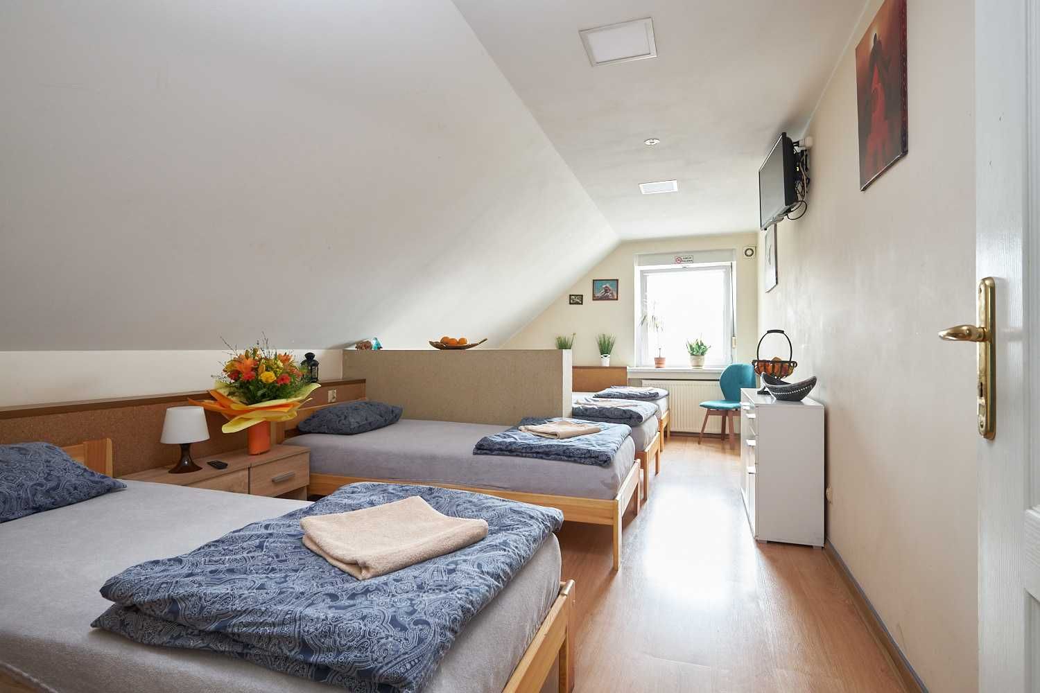 Apartamenty P7 Dzierżoniów -  noclegi w centrum, pokoje z łazienką