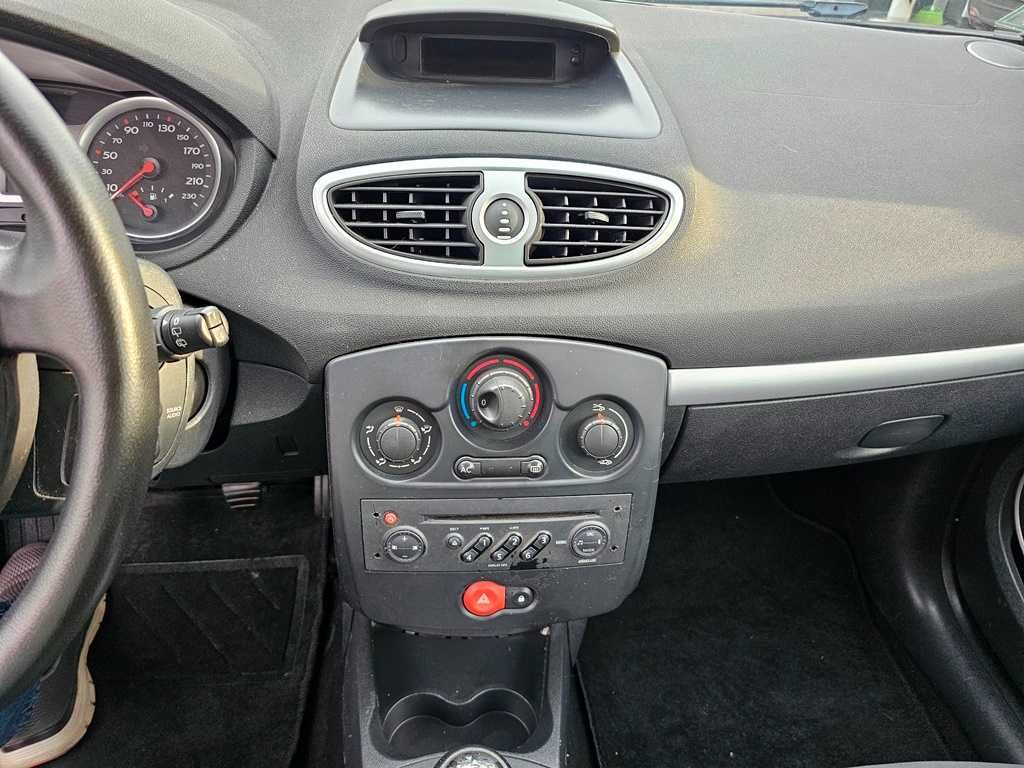 Renault Clio 1.5DCi Van 06/2007