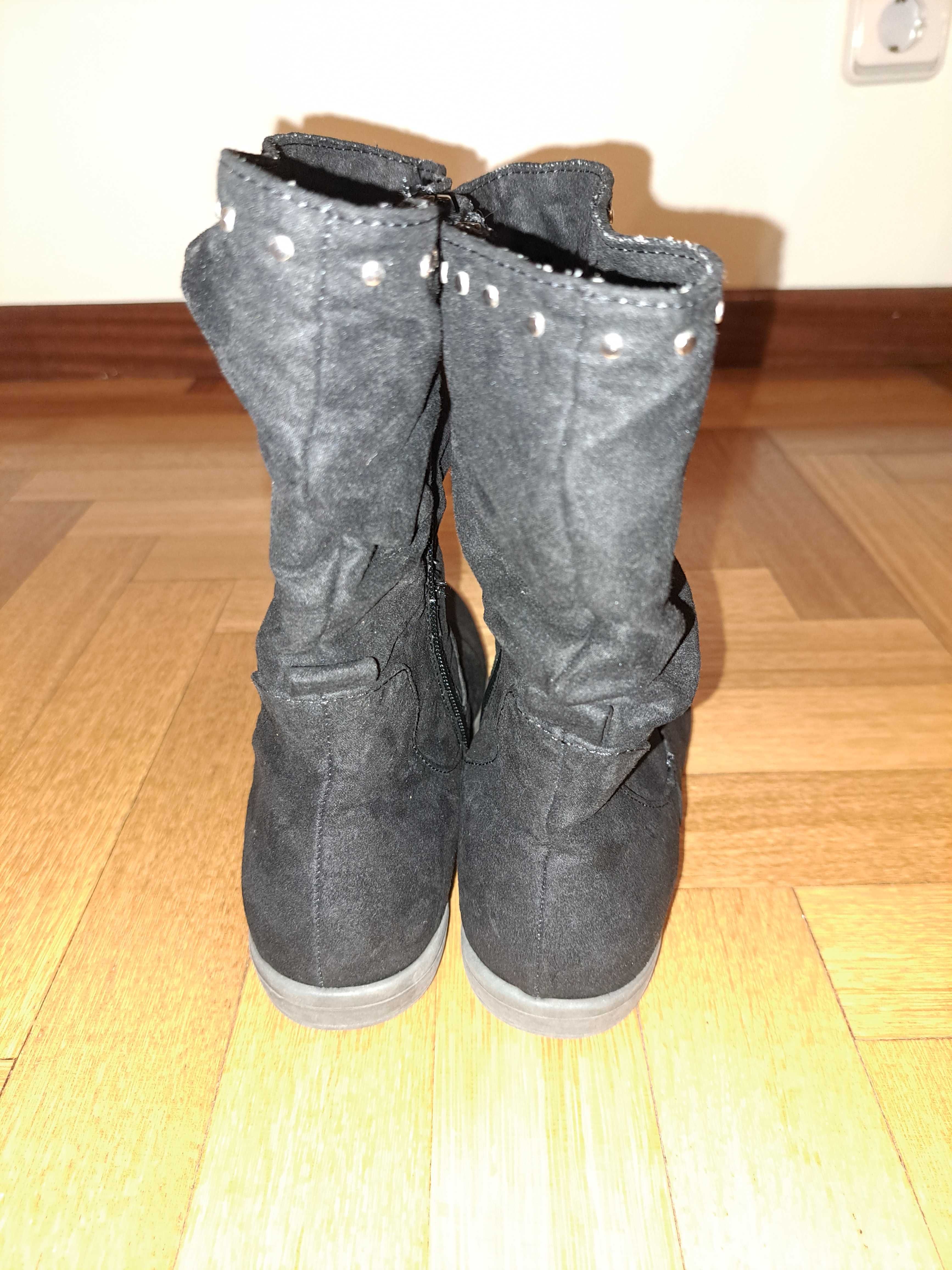 Botas pretas menina 34