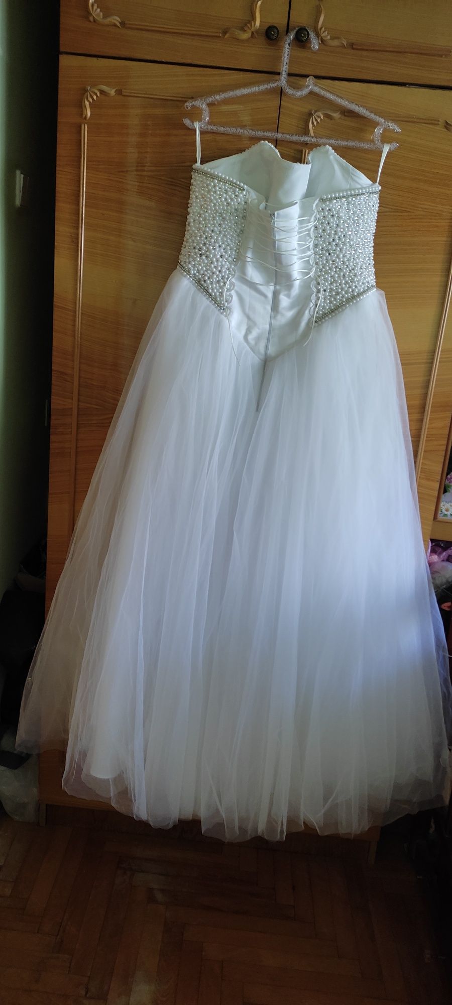 Весільна сукня (весільне плаття)