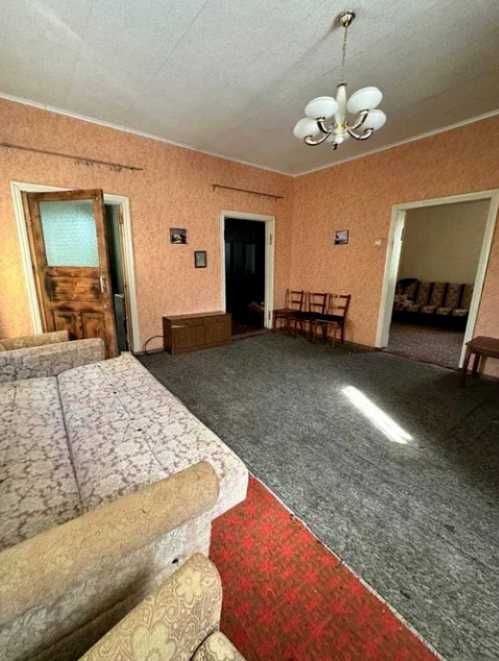 Продам кирпичный Дом на поселке  Строителей в городе Каменское.