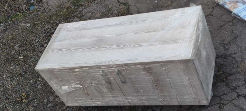 Тумба на ніжках ДСП