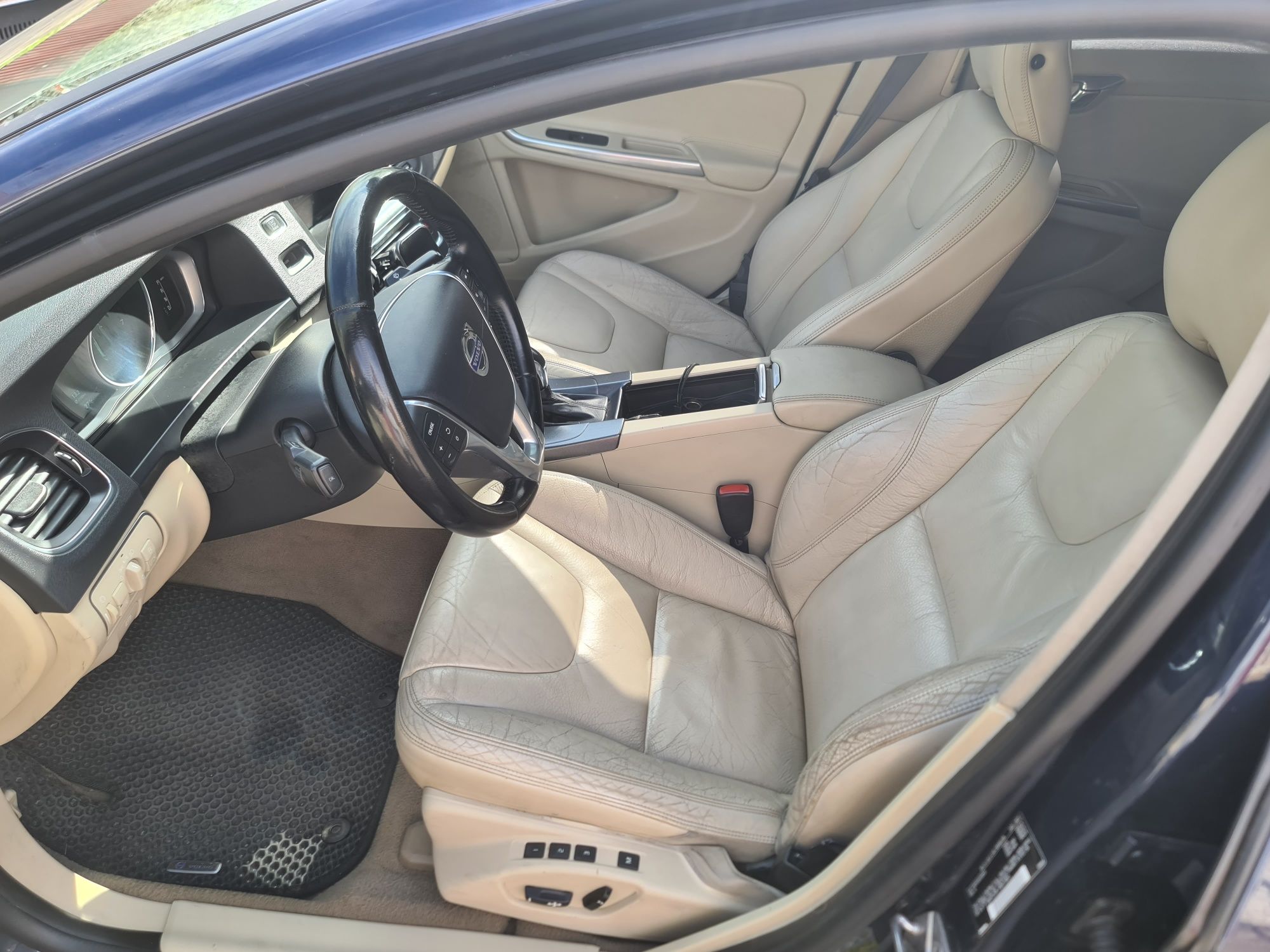 Volvo s60 2013 рестайл 2.5t